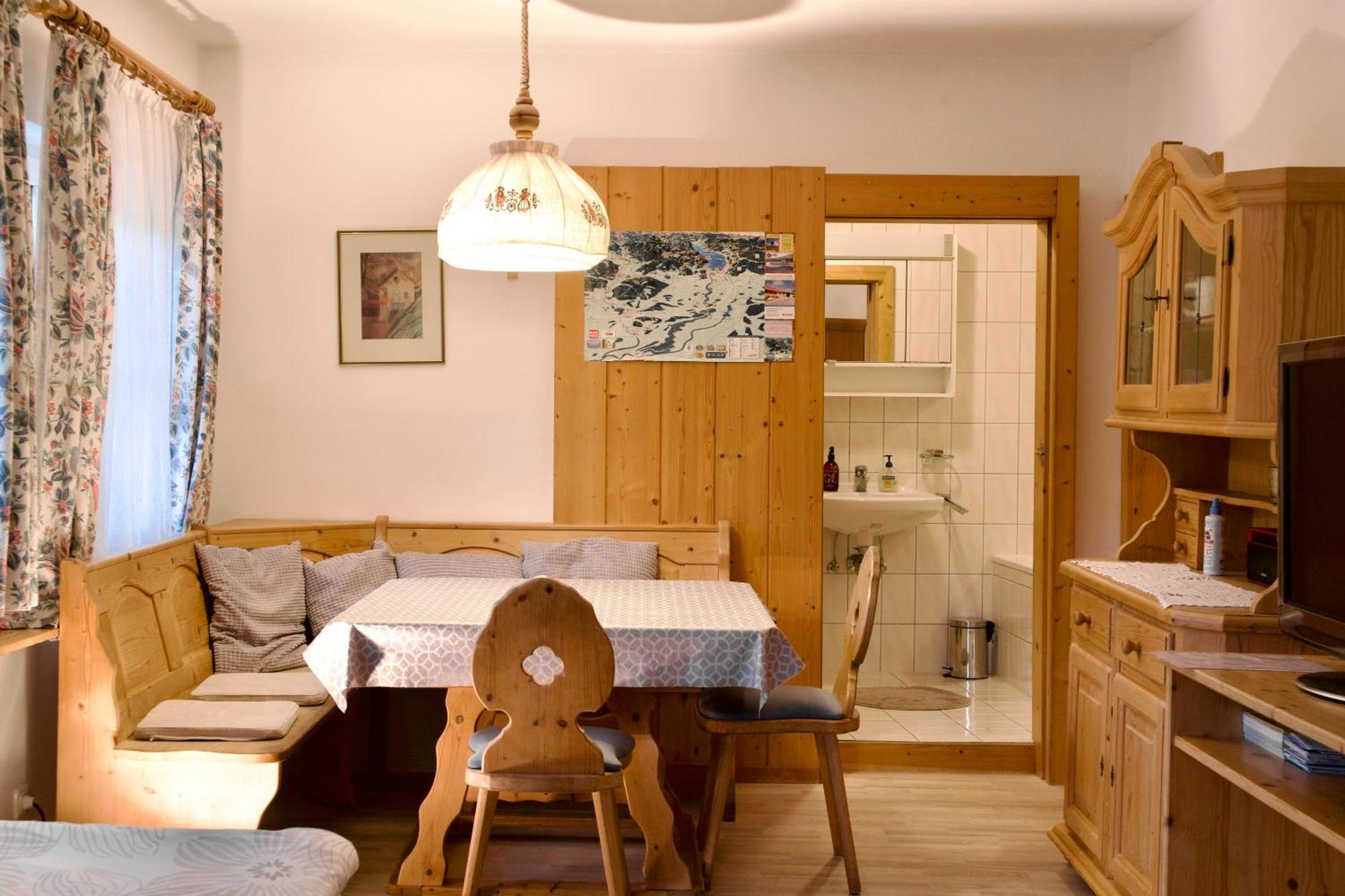 Ferienhaus Am Fluss Pinsdorf Eksteriør billede
